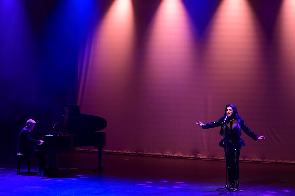 sharonne all divas20